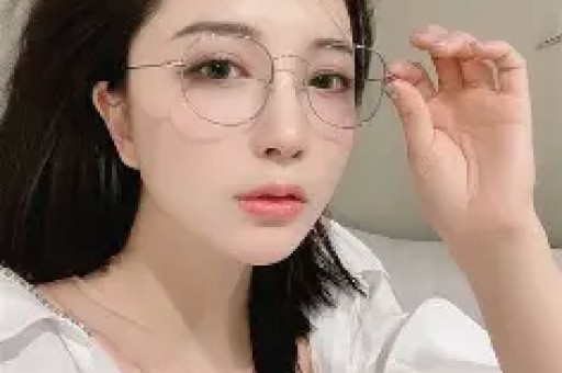 重磅爆料！美网红收10万美金私费背书斯泰尔藏匿款项遭严查打脸竞选黑幕